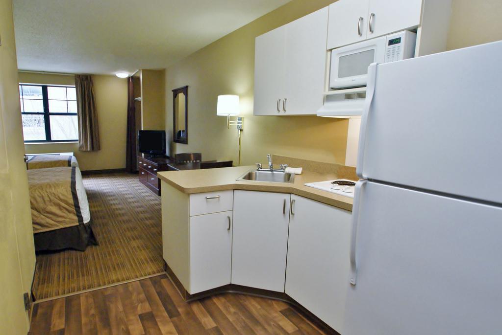 Extended Stay America Suites - Los Angeles - Northridge Ngoại thất bức ảnh